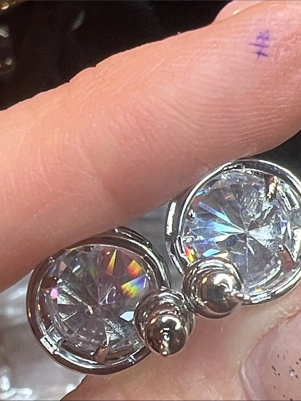 Heart Motif Crystal Round Stud Earrings - Silver & White